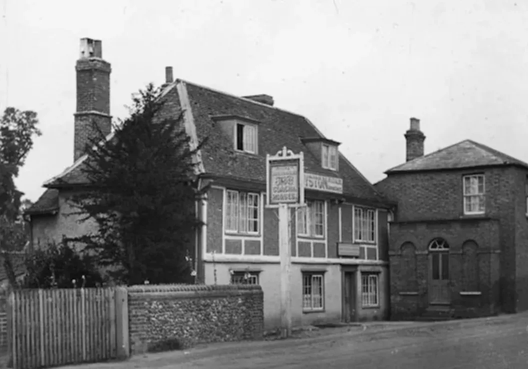 Historic photograph of the Coach and Horses public house in Trumpington